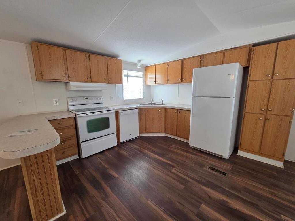 167-#6 Beaumont St - Photo 5 of 10