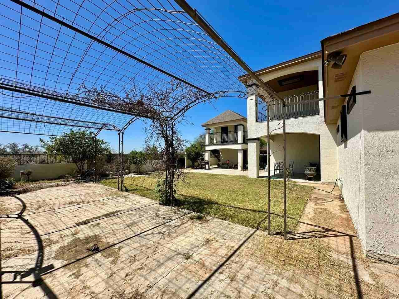 617 Cowbird Cove Ct - Photo 5 of 15