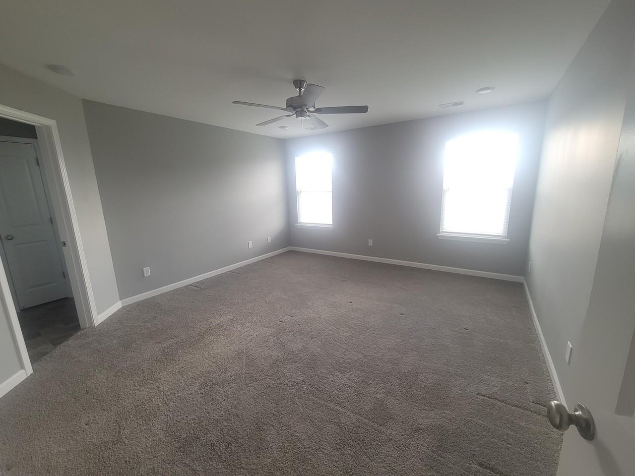 8080 Driftwood Loop - Photo 6 of 13