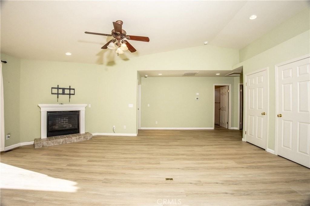 15518 Little Peak Rd - Photo 6 of 29