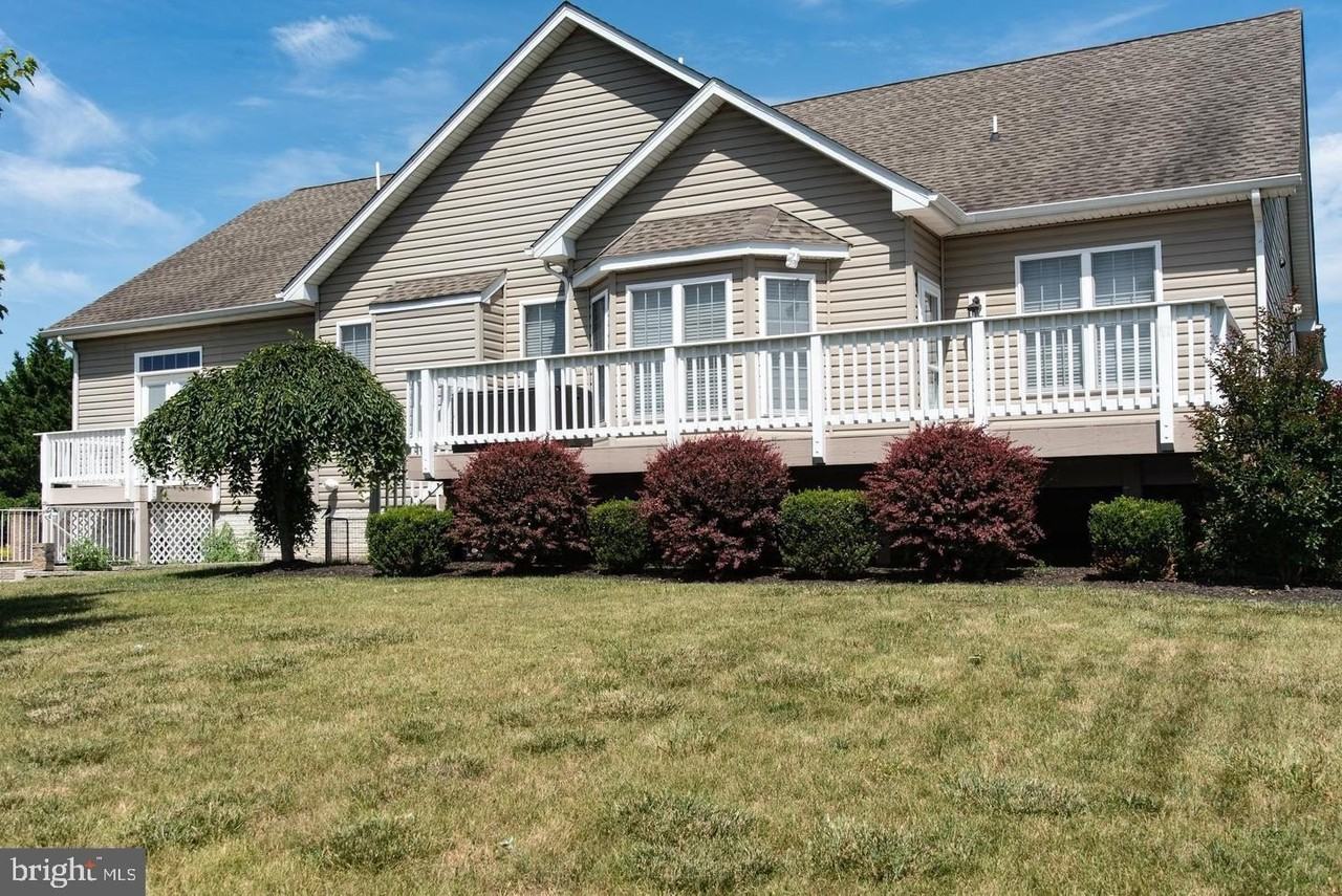 400 Albin Dr - Photo 2 of 5