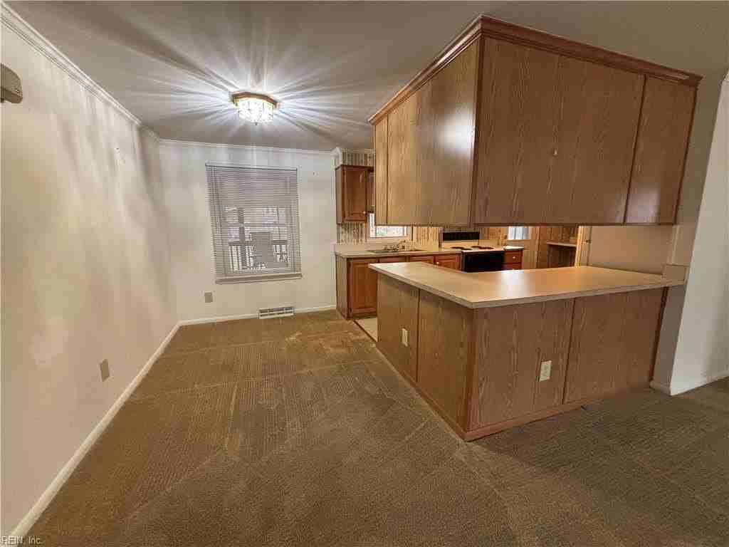 156 Collins Rd - Photo 4 of 22