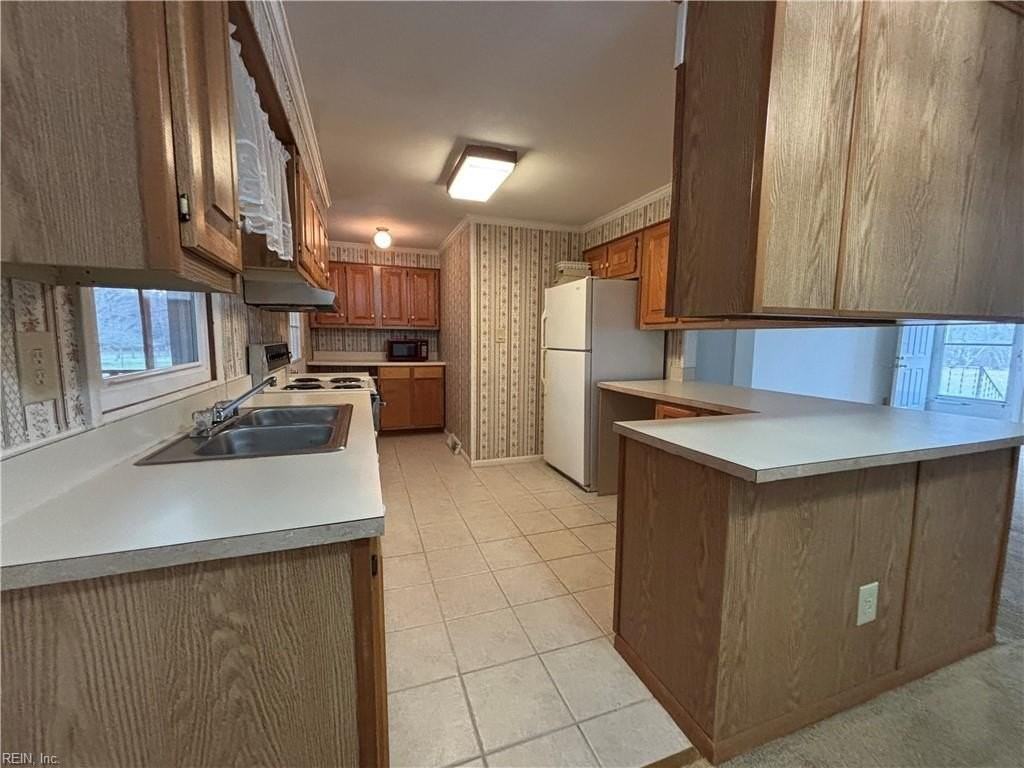 156 Collins Rd - Photo 5 of 22