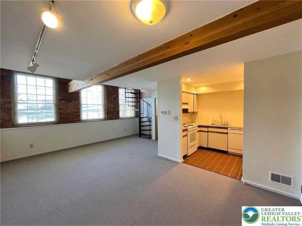 101 Race St #205 - Photo 2 of 15