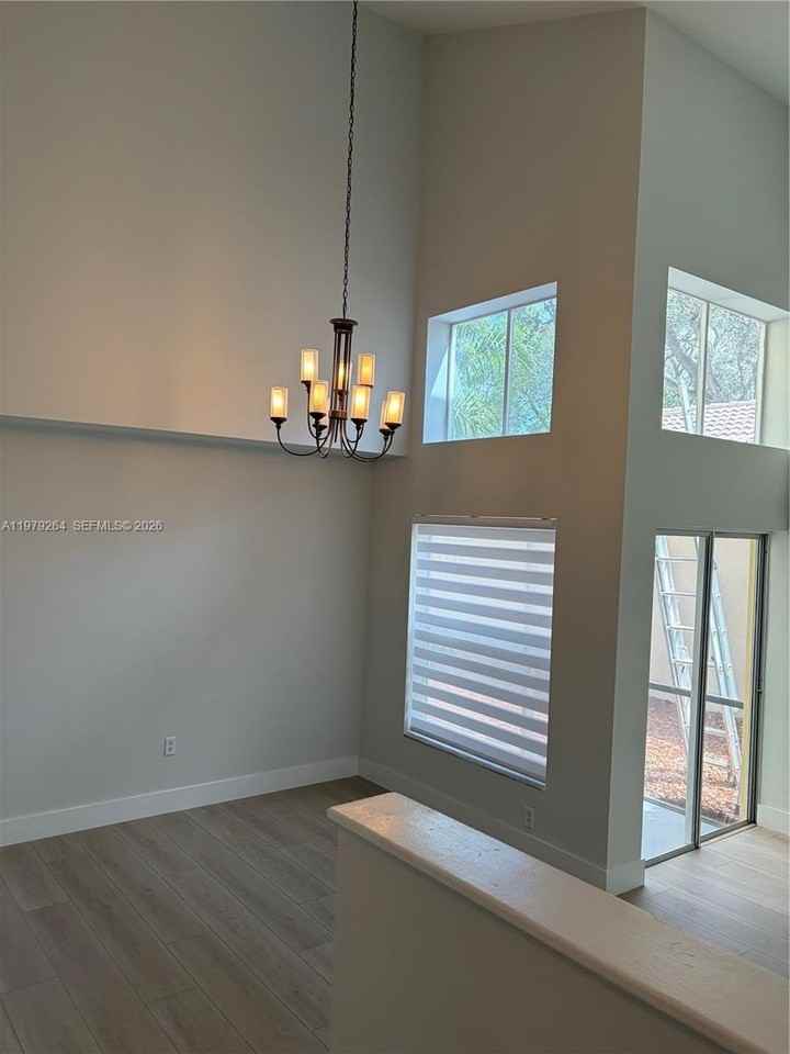 1246 Nw 125th Ter #1246 - Photo 5 of 43