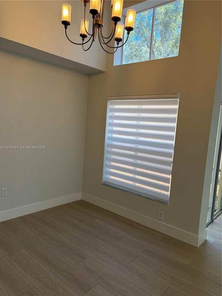 1246 Nw 125th Ter #1246 - Photo 7 of 43