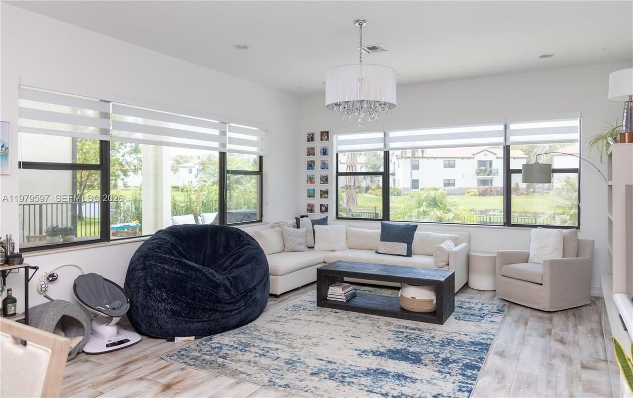 11826 Sw 13th Ct - Photo 6 of 50