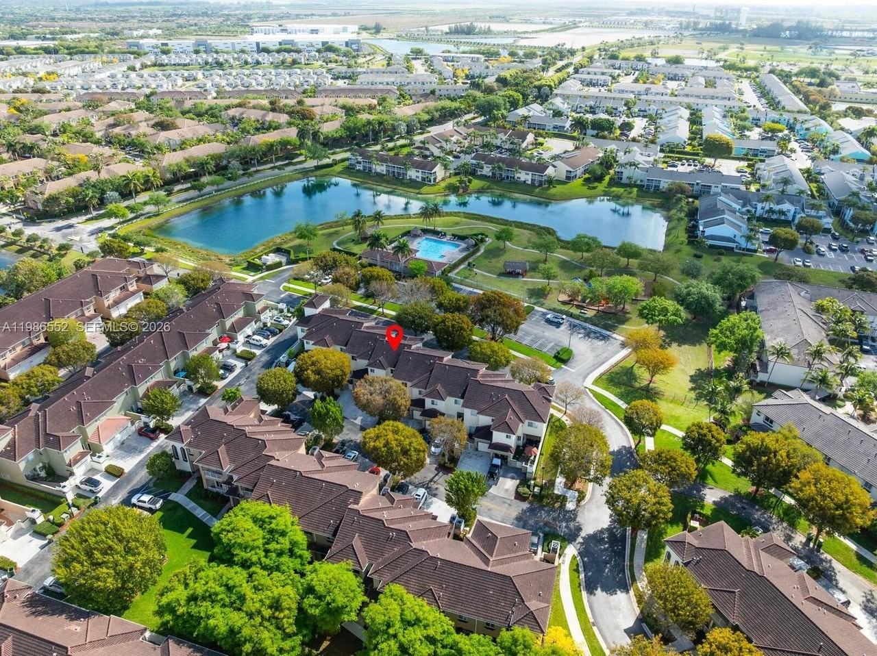 1947 Se 24th Ter - Photo 7 of 31