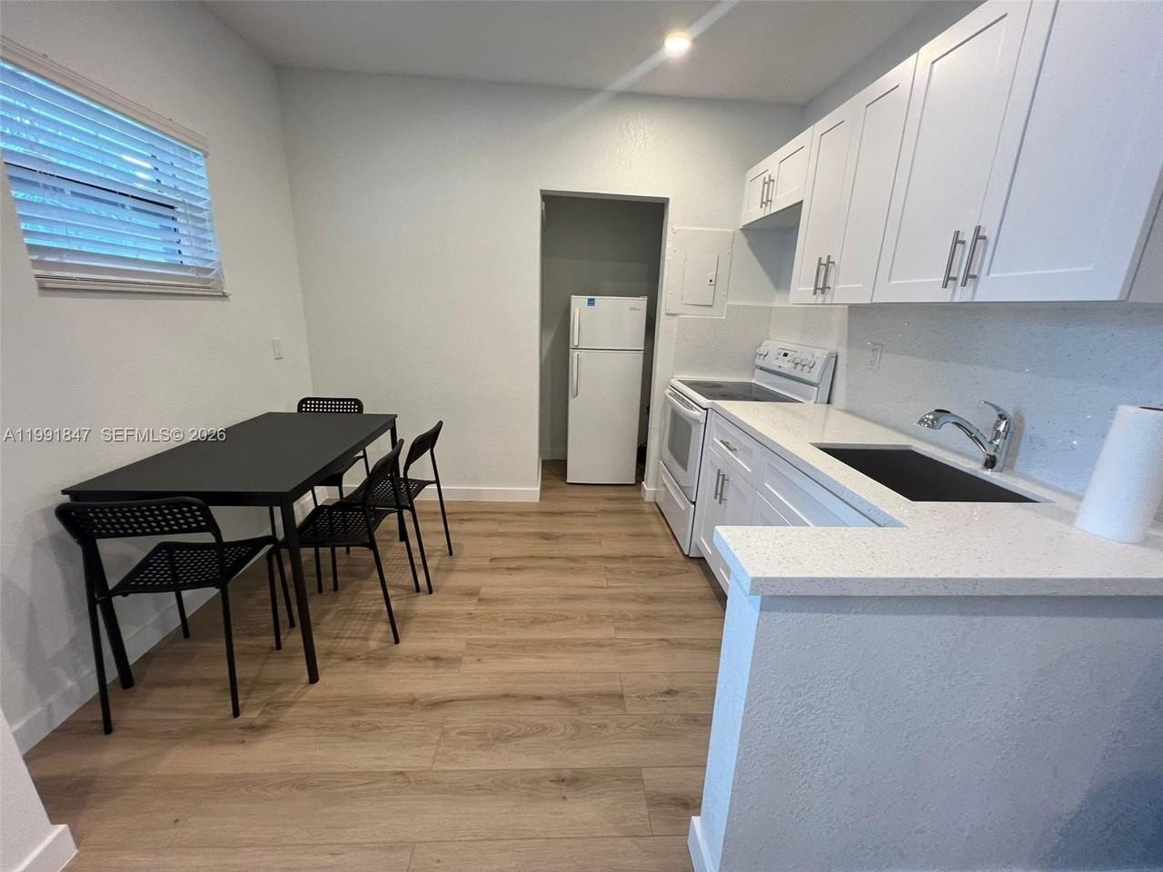 2315 Taylor St #1 - Photo 3 of 11