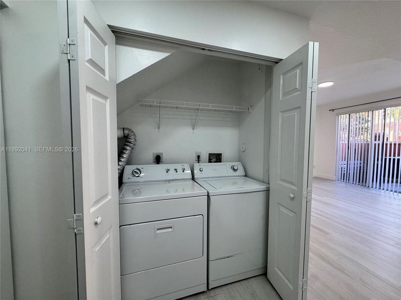 4911 Spinnaker Dr #4808 - Photo 5 of 22