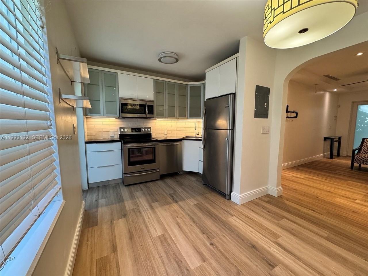 645 Lenox Ave #5 - Photo 4 of 10