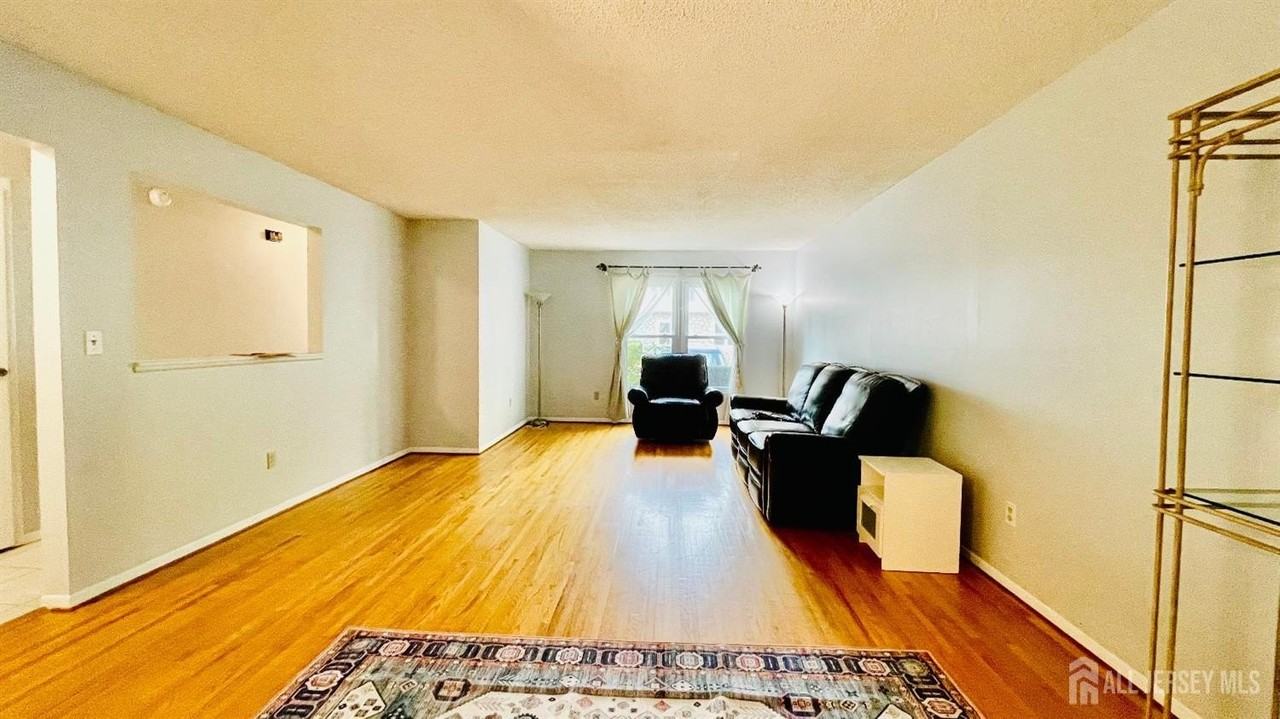 4702 Hana Rd - Photo 6 of 24