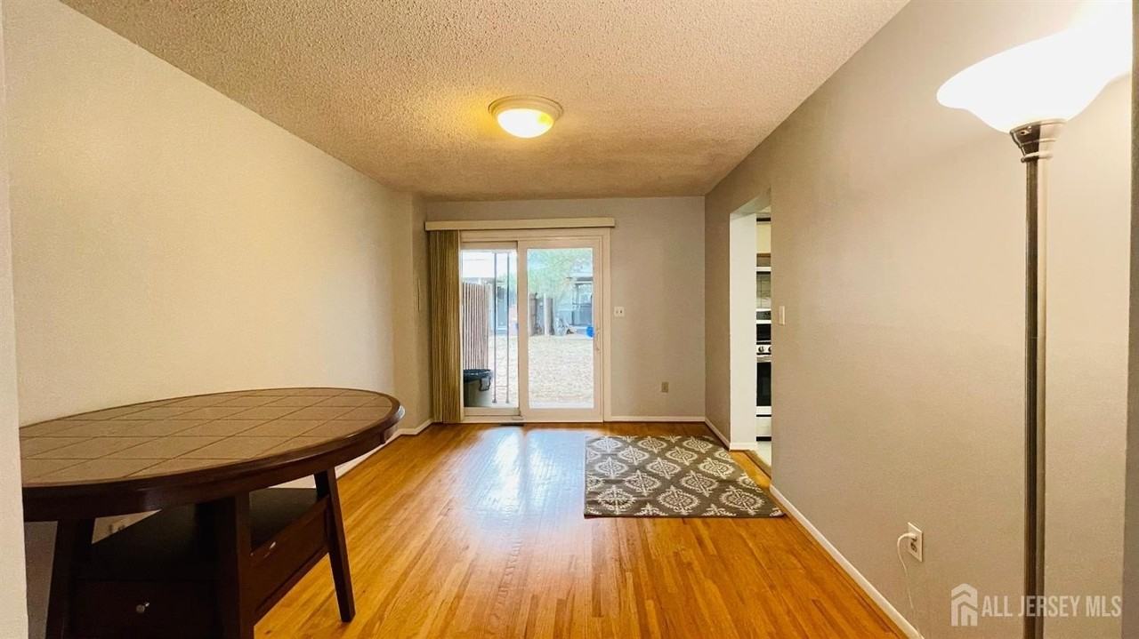 4702 Hana Rd - Photo 7 of 24