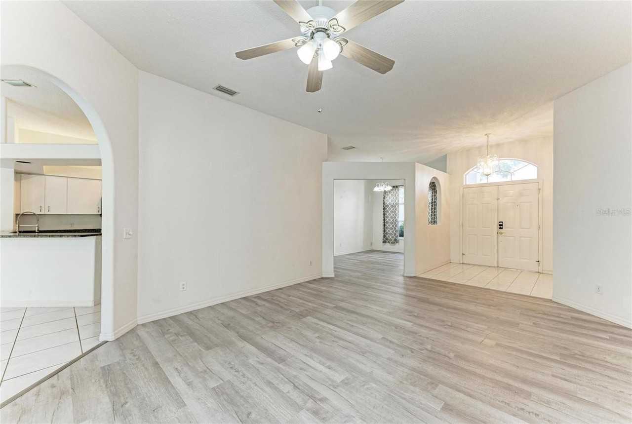 4805 76th Ct E - Photo 7 of 41