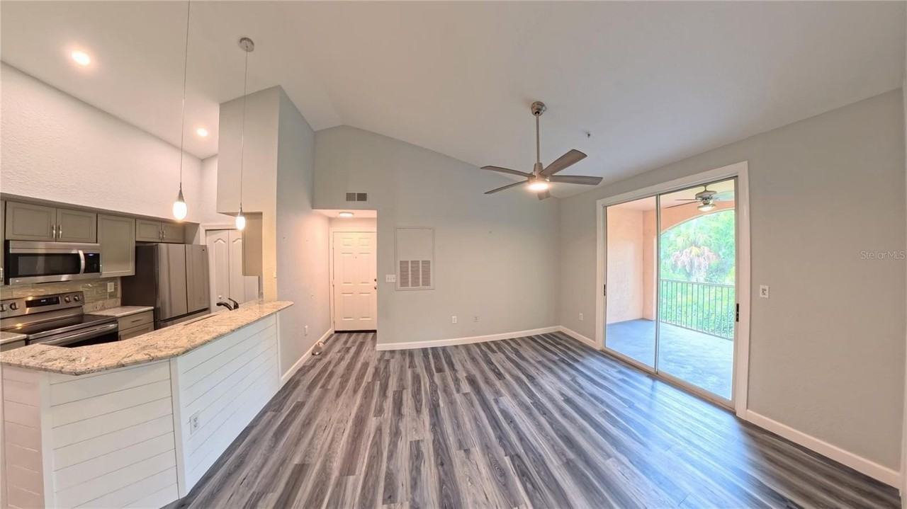 4102 Central Sarasota Pkwy #924 - Photo 7 of 49