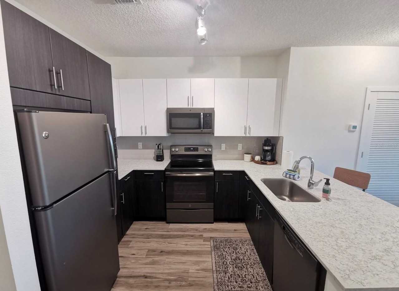 1659 2nd St #109 - Photo 6 of 26