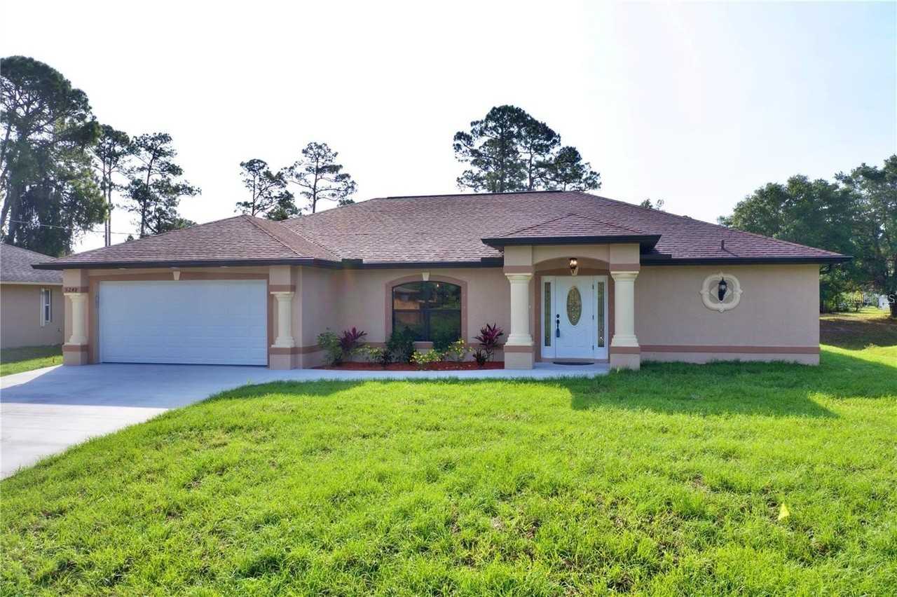 4851 Kennett St - Photo 2 of 50