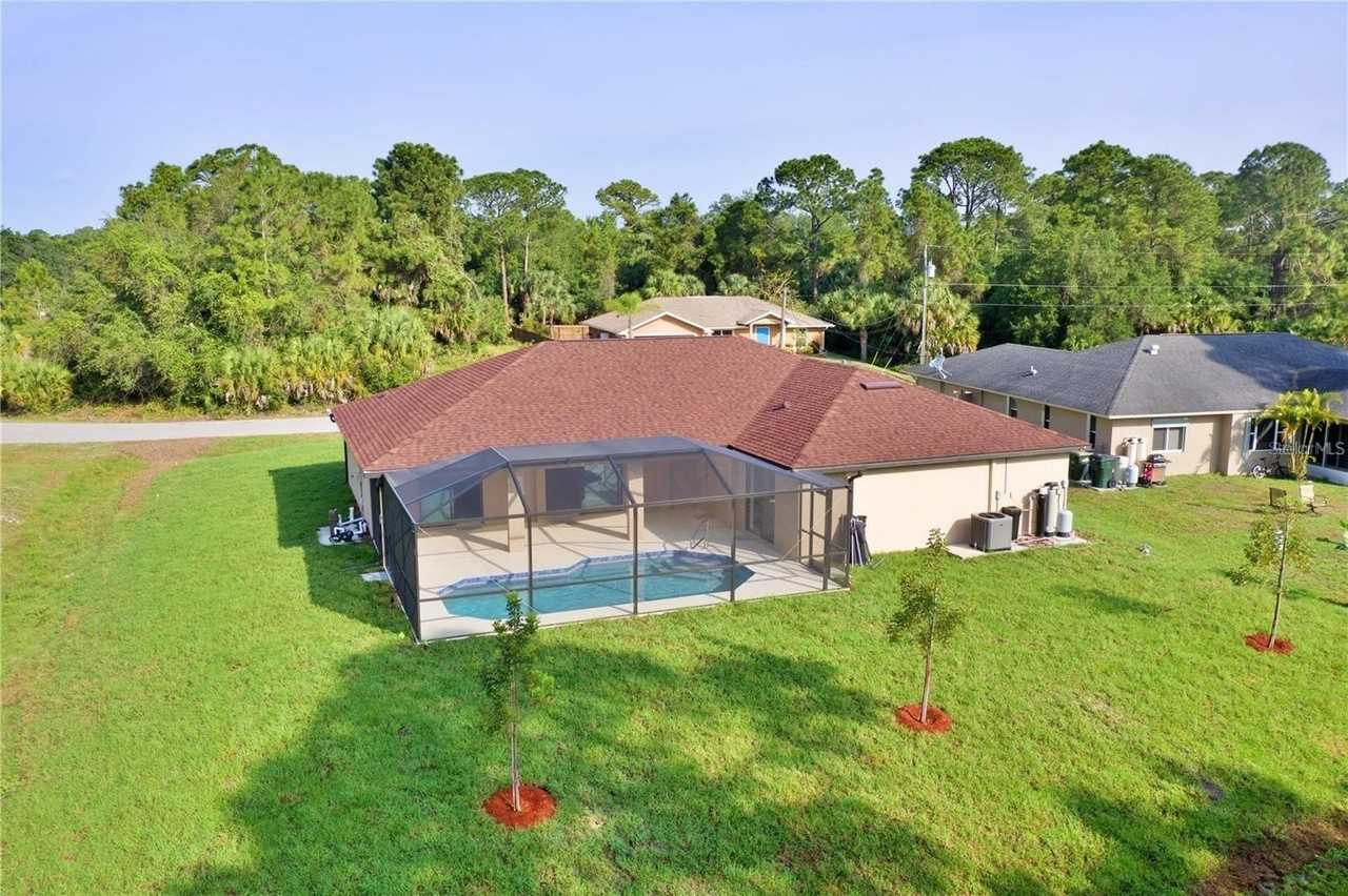 4851 Kennett St - Photo 3 of 50