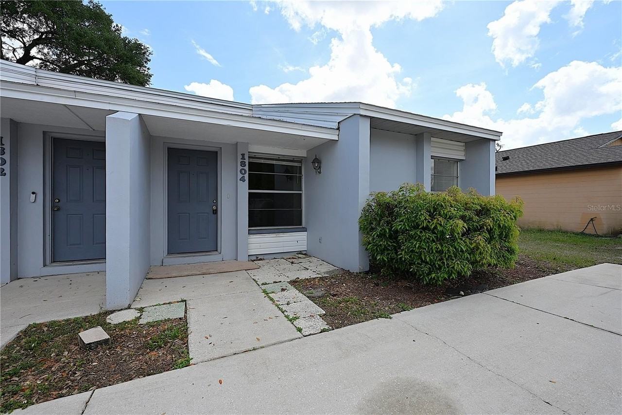 1804 Crystal Grove Dr - Photo 3 of 28