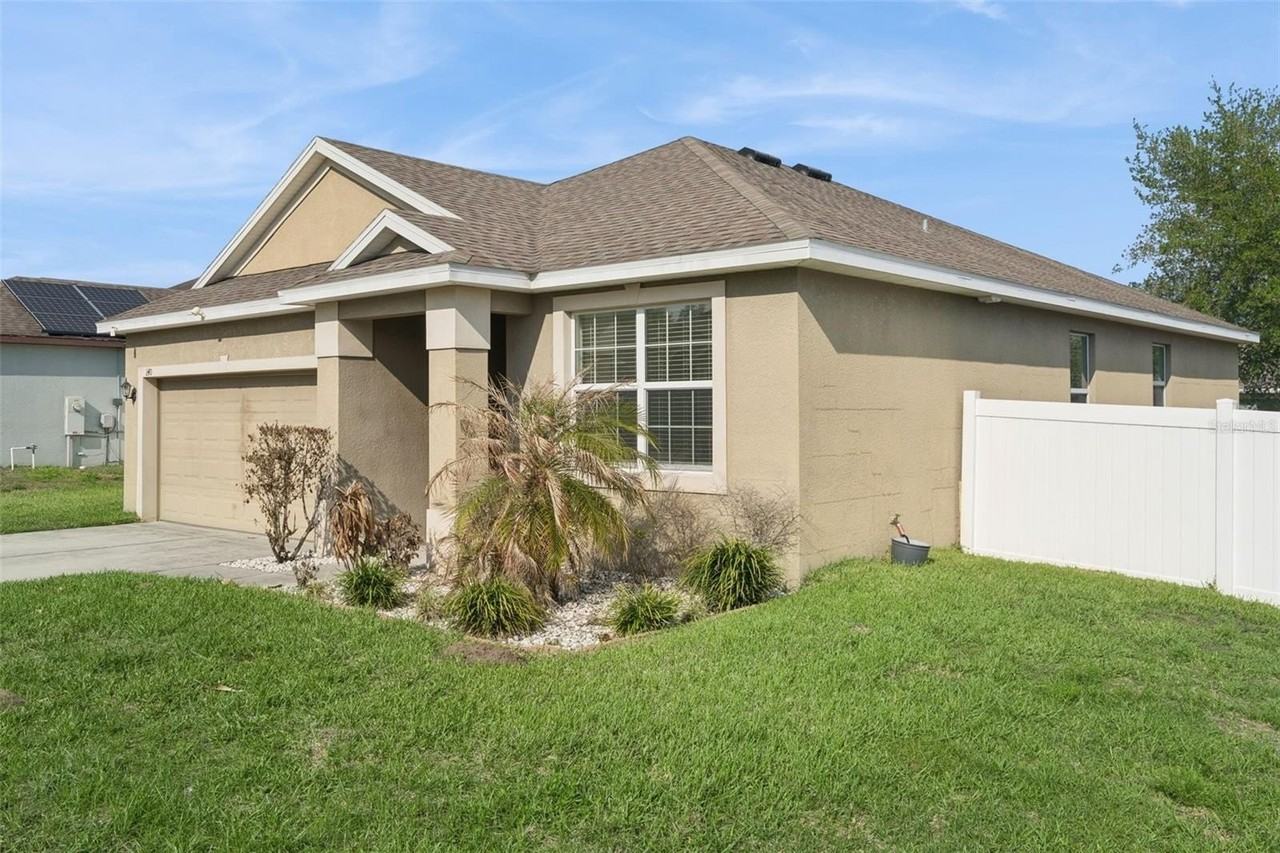 140 Highland Meadows St - Photo 4 of 29