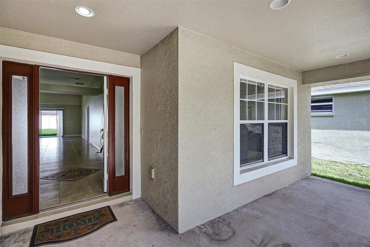 2709 Lucas Lakes Ln - Photo 4 of 34