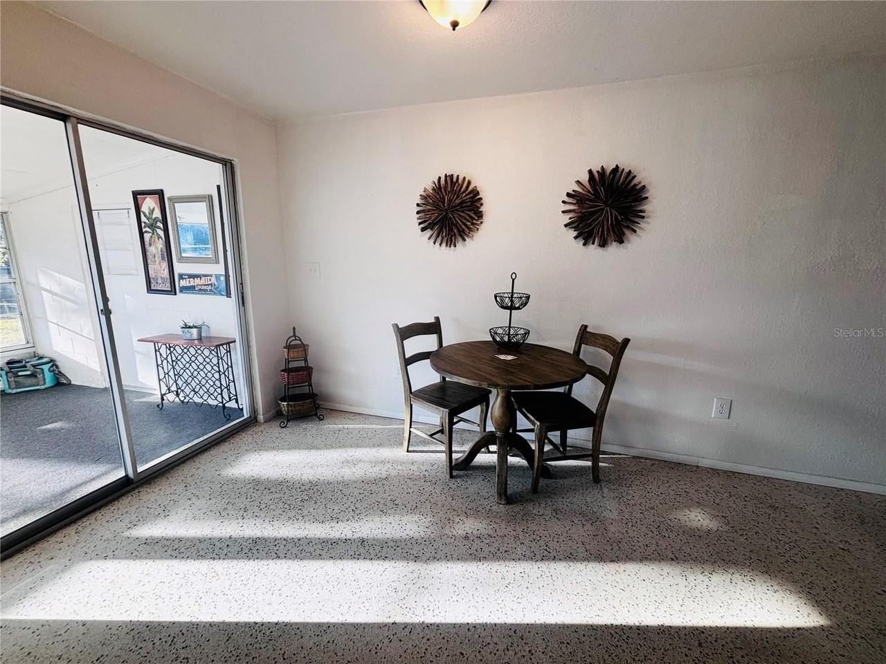 6125 Beacon Point Dr - Photo 7 of 25