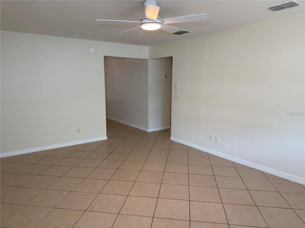 1432 Lotus Path - Photo 7 of 21