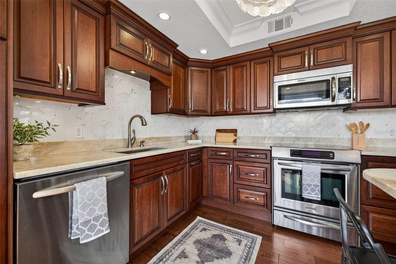 1501 Gulf Blvd #205 - Photo 6 of 30