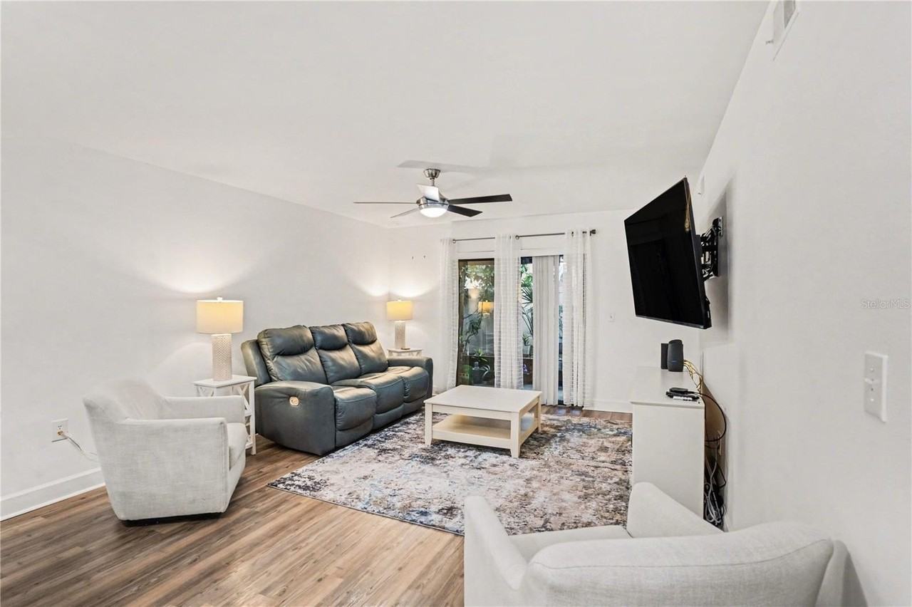 9802 Lombard Ct #102 - Photo 7 of 27