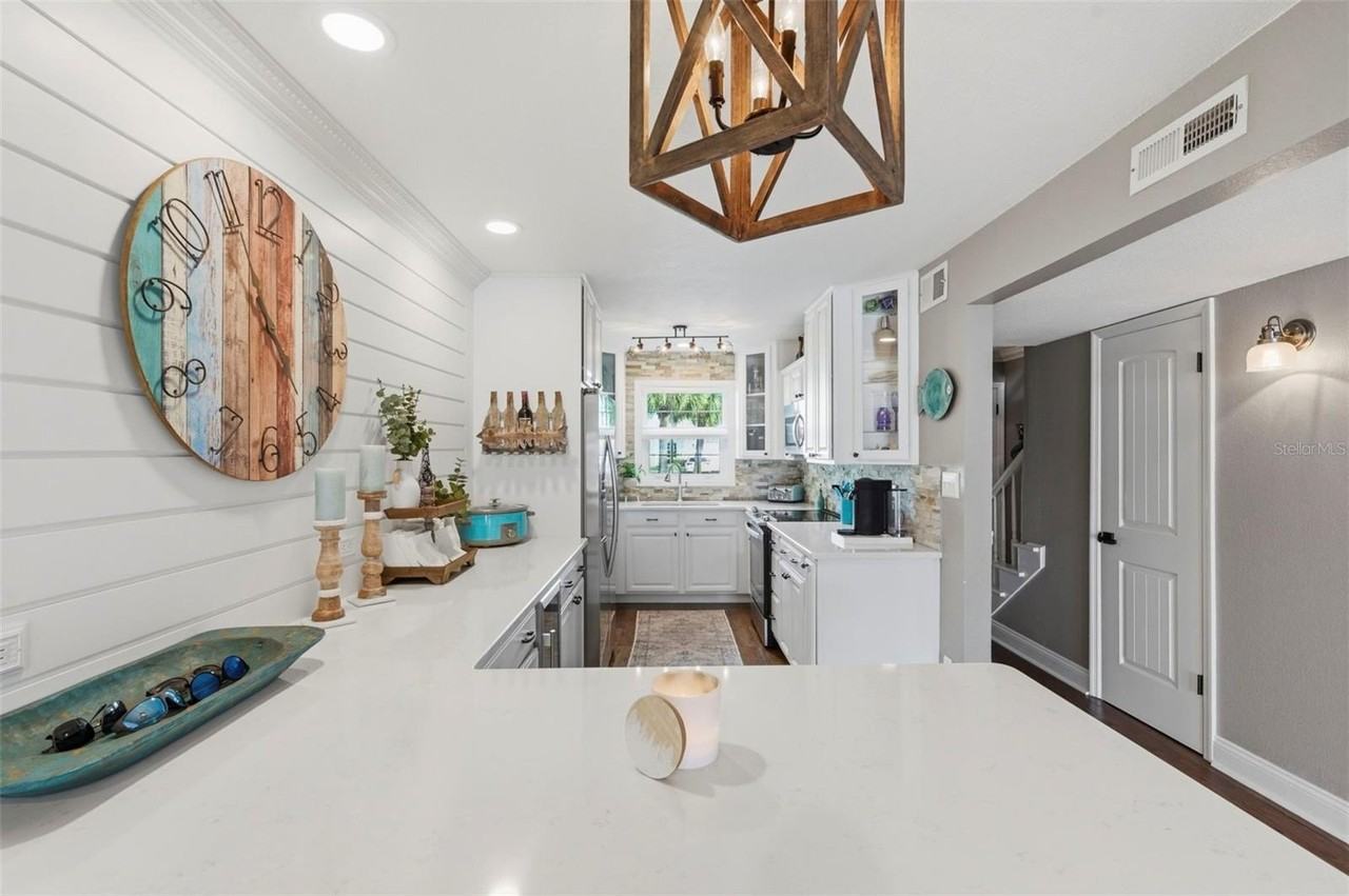 4751 Coquina Key Dr Se - Photo 5 of 50