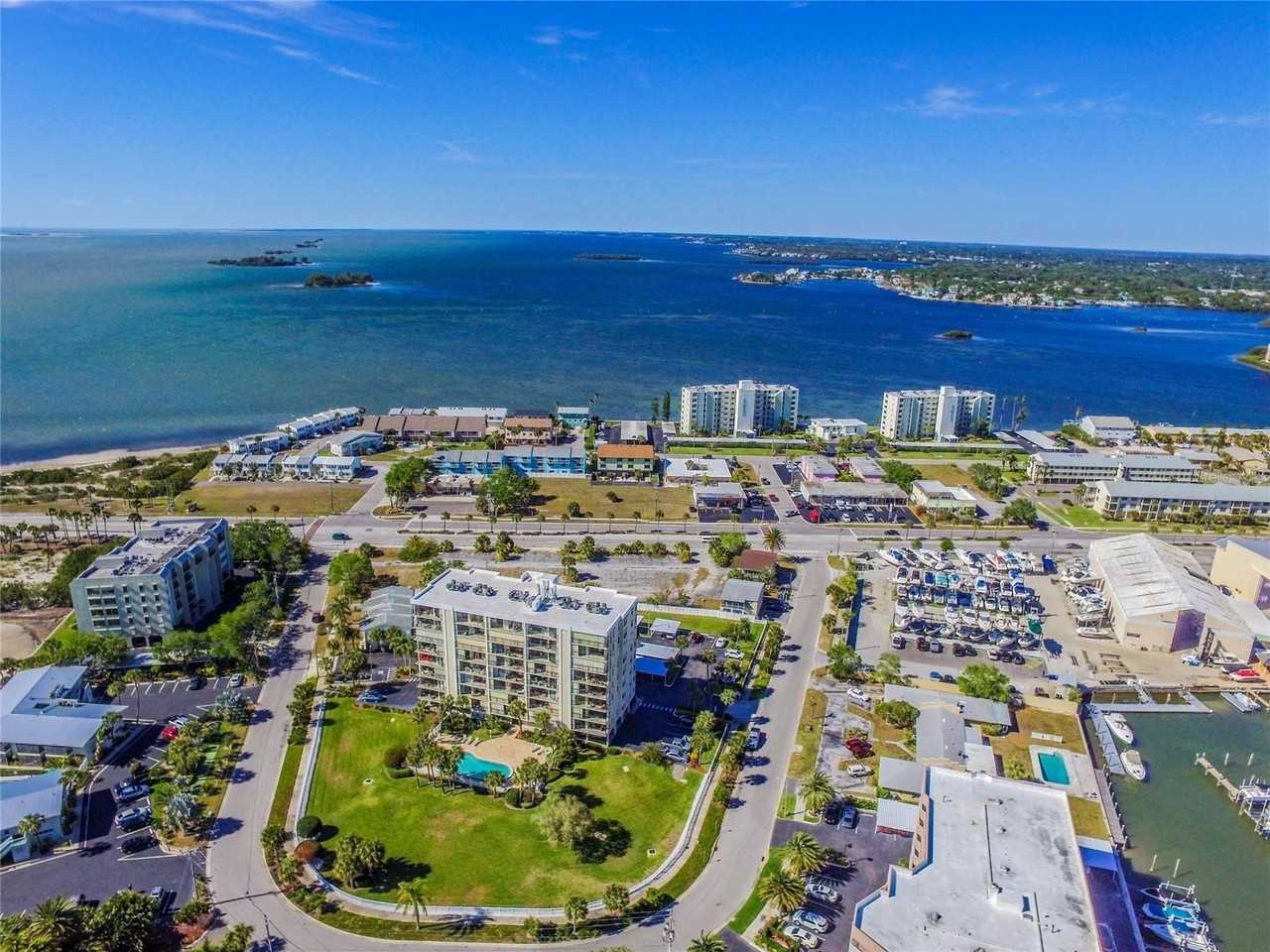 2566 Gary Cir #3 - Photo 4 of 26