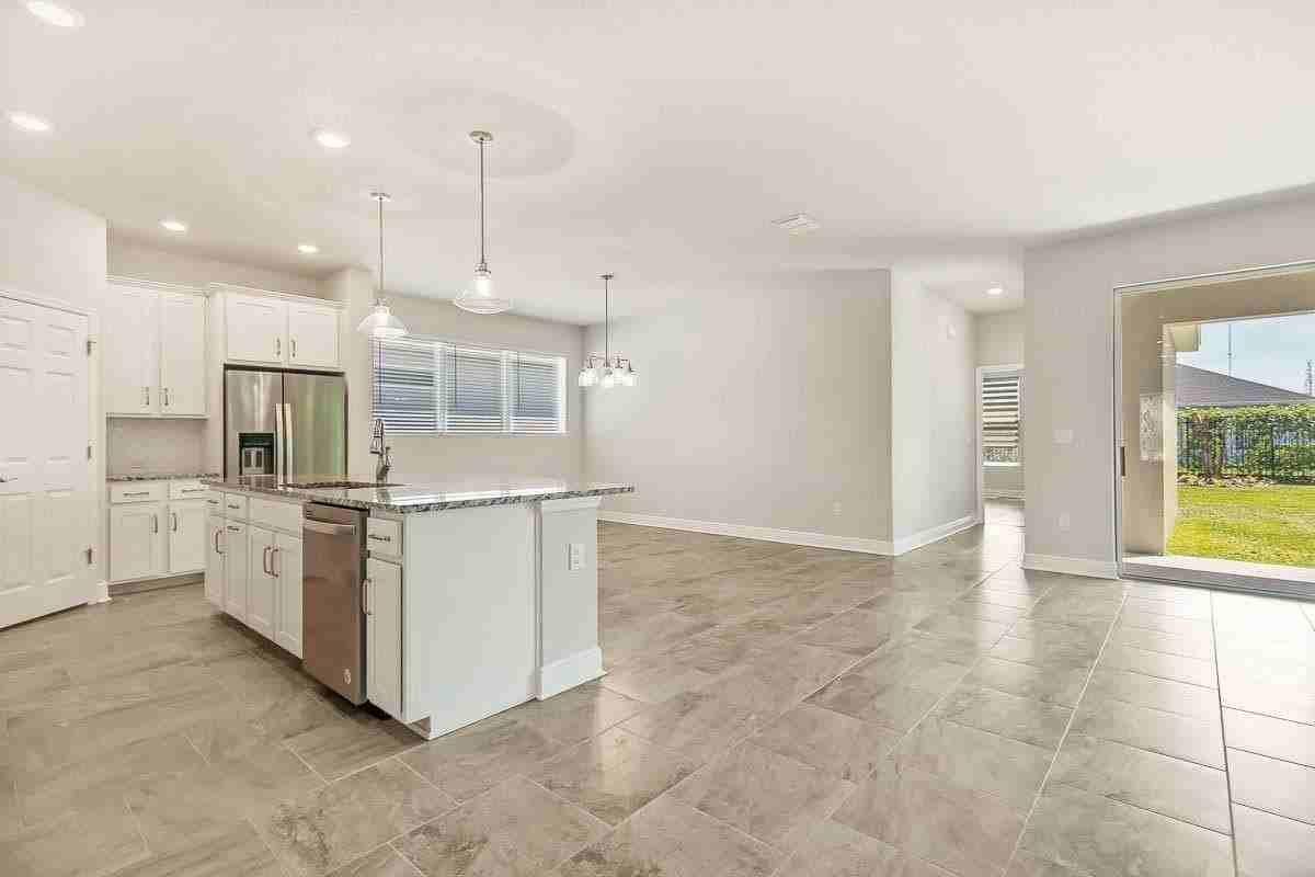 13891 Kingfisher Glen Dr - Photo 5 of 29