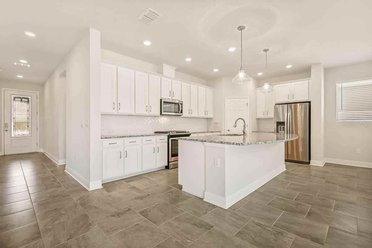 13891 Kingfisher Glen Dr - Photo 6 of 29