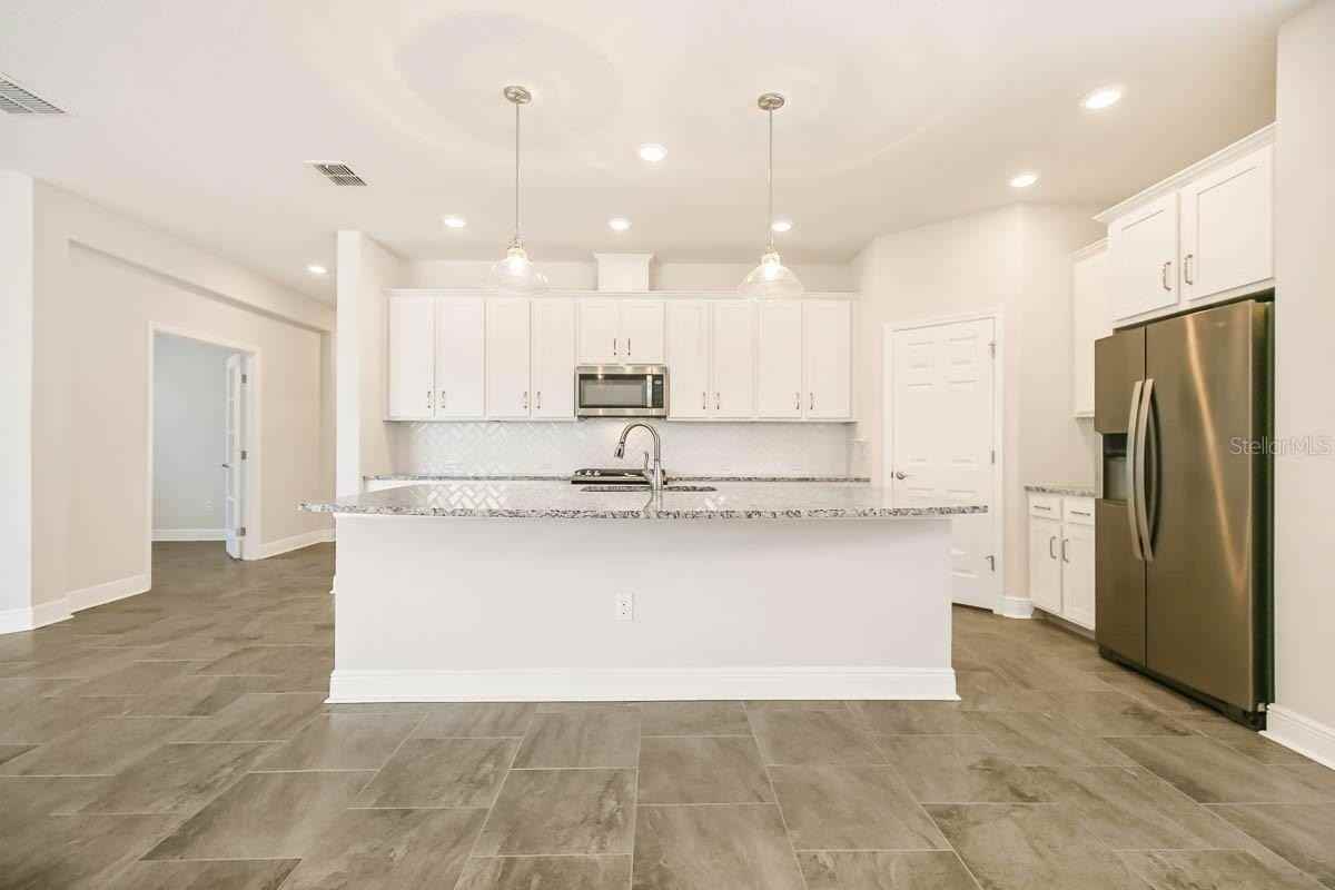 13891 Kingfisher Glen Dr - Photo 7 of 29