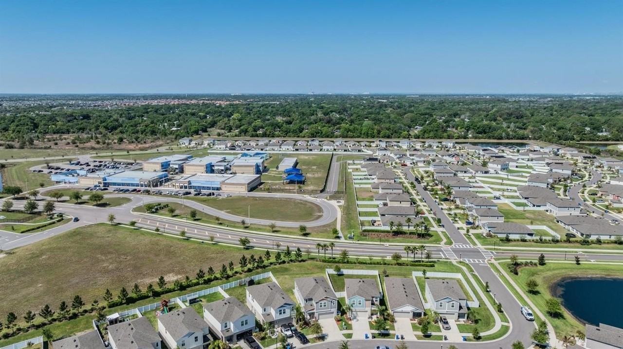 12857 Tannencrest Dr - Photo 4 of 42