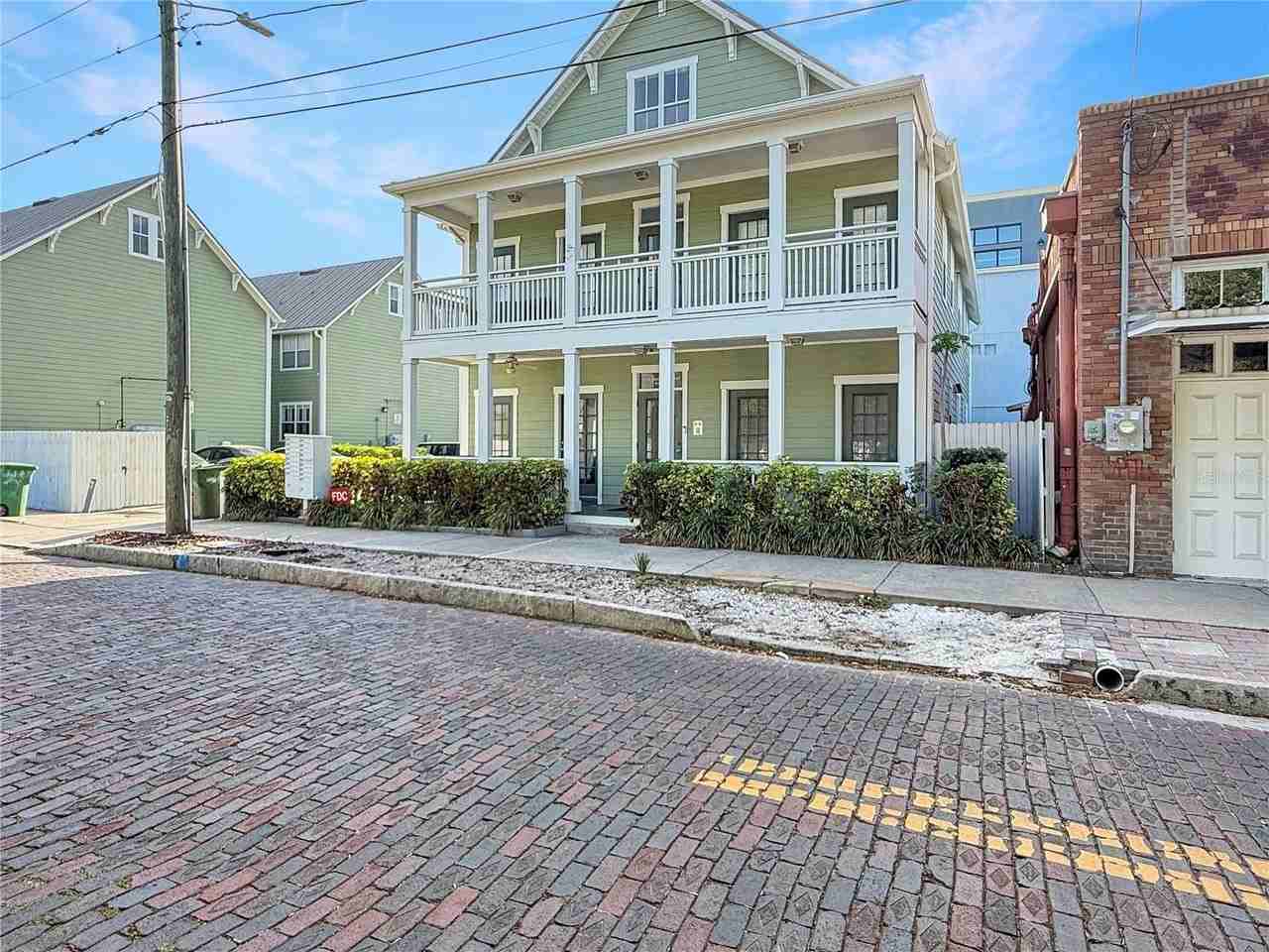 1510 N 17th St #4C - Photo 2 of 23