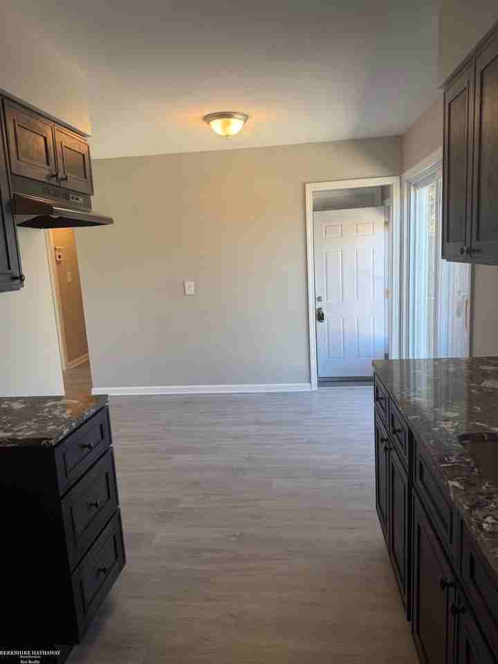 26653 Hill Ave - Photo 4 of 29