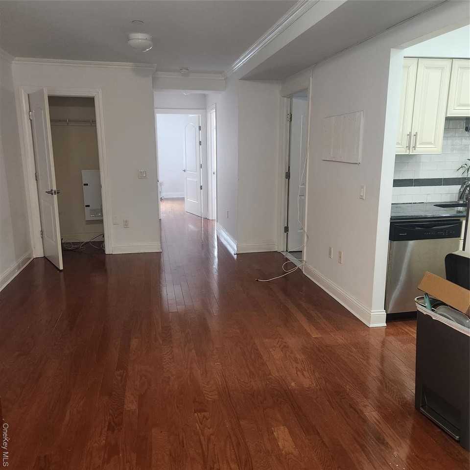 8515 120th St Apt 3a - Photo 3 of 9