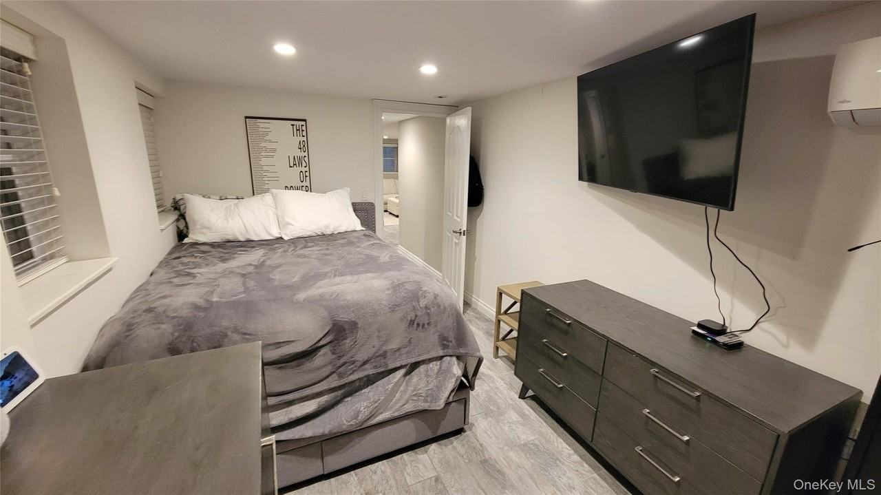 85 Mohawk Avenue unit: Garden - Photo 7 of 11