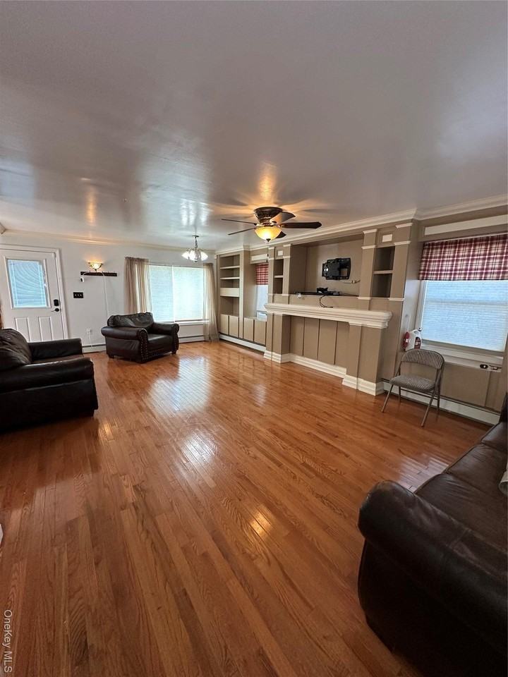 12 Green Ln - Photo 6 of 18