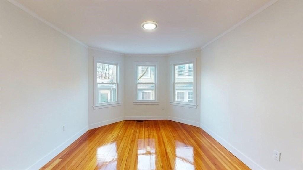 391 Linwood Ave Unit 1 - Photo 7 of 21