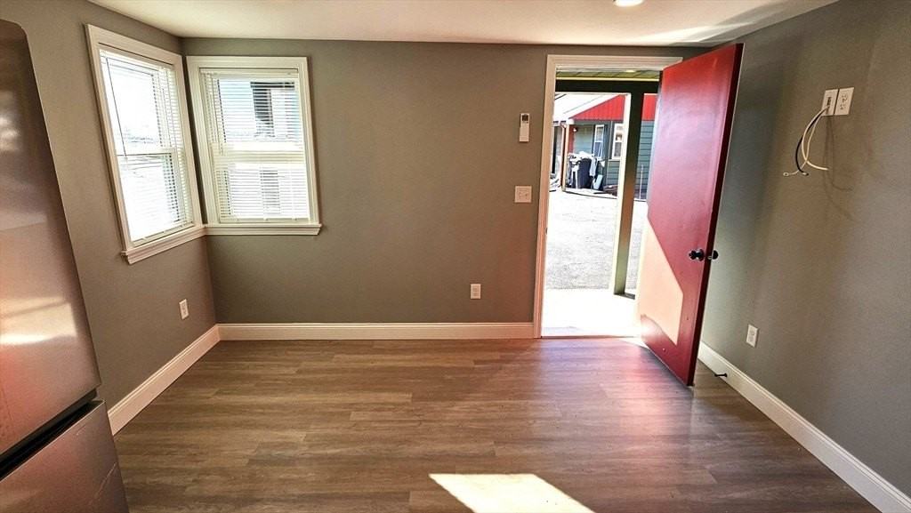 825 Scenic Hwy Unit 4 - Photo 7 of 27