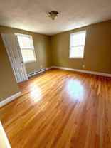435 Essex St Apt 5 #Apt 5 - Photo 1 of 1