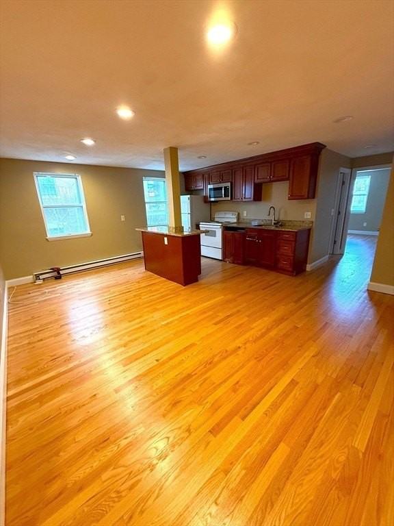 435 Essex St Apt 5 - Photo 3 of 6