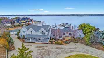 featured image of 1552 Runyon Ln