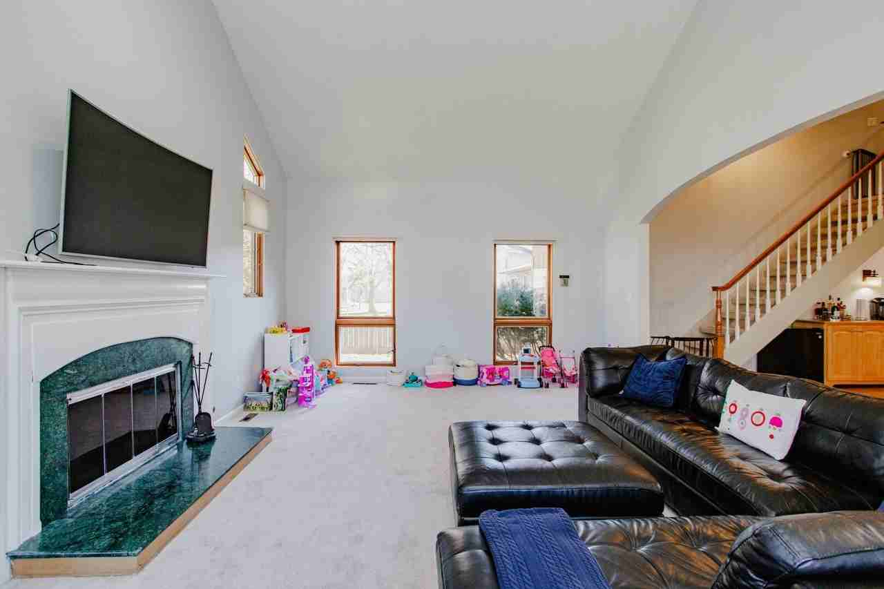 938 Aberdeen Dr - Photo 7 of 35