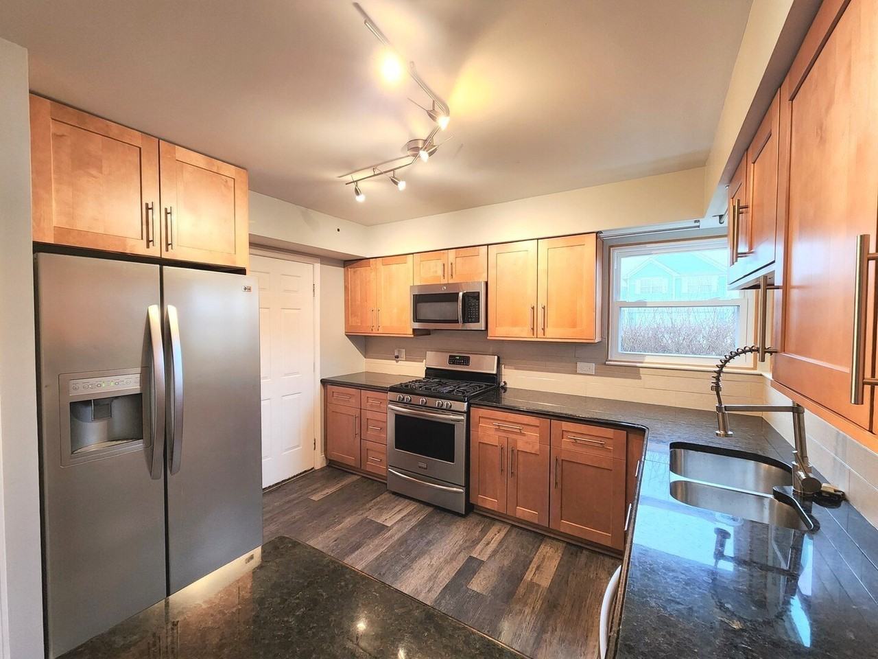 1176 Sumac Trl - Photo 4 of 18