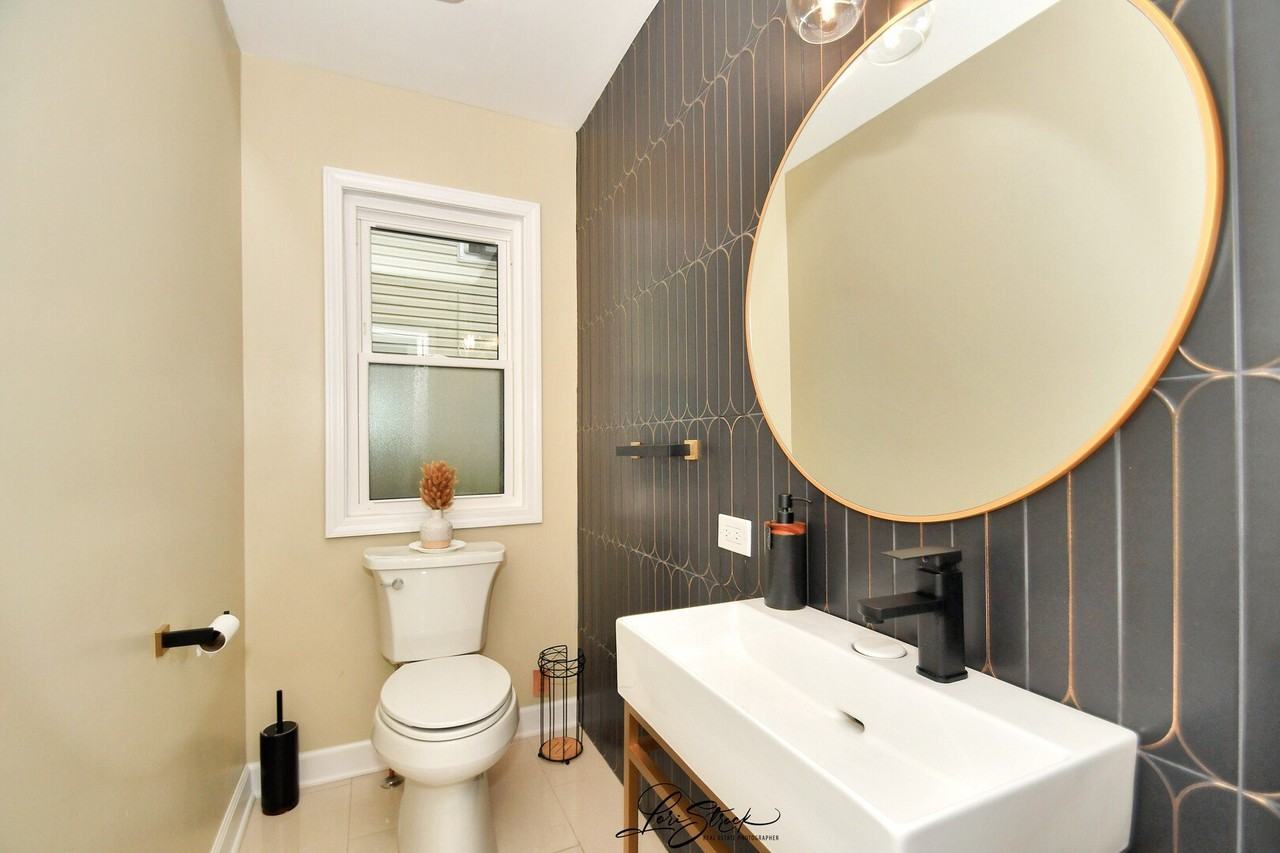 635 E Prairie Ave - Photo 6 of 32