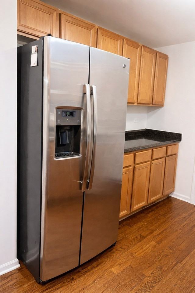 222 Harrison St - Photo 4 of 13