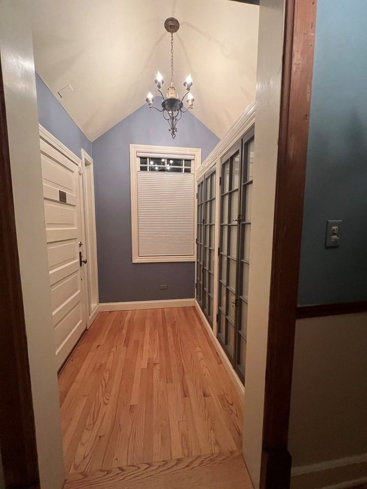 700 Illinois Rd - Photo 2 of 4